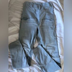 Maternity stretchy jeans